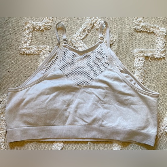 White Padded Halter Sports Bra with Fishnet Design - Picture 3 of 6